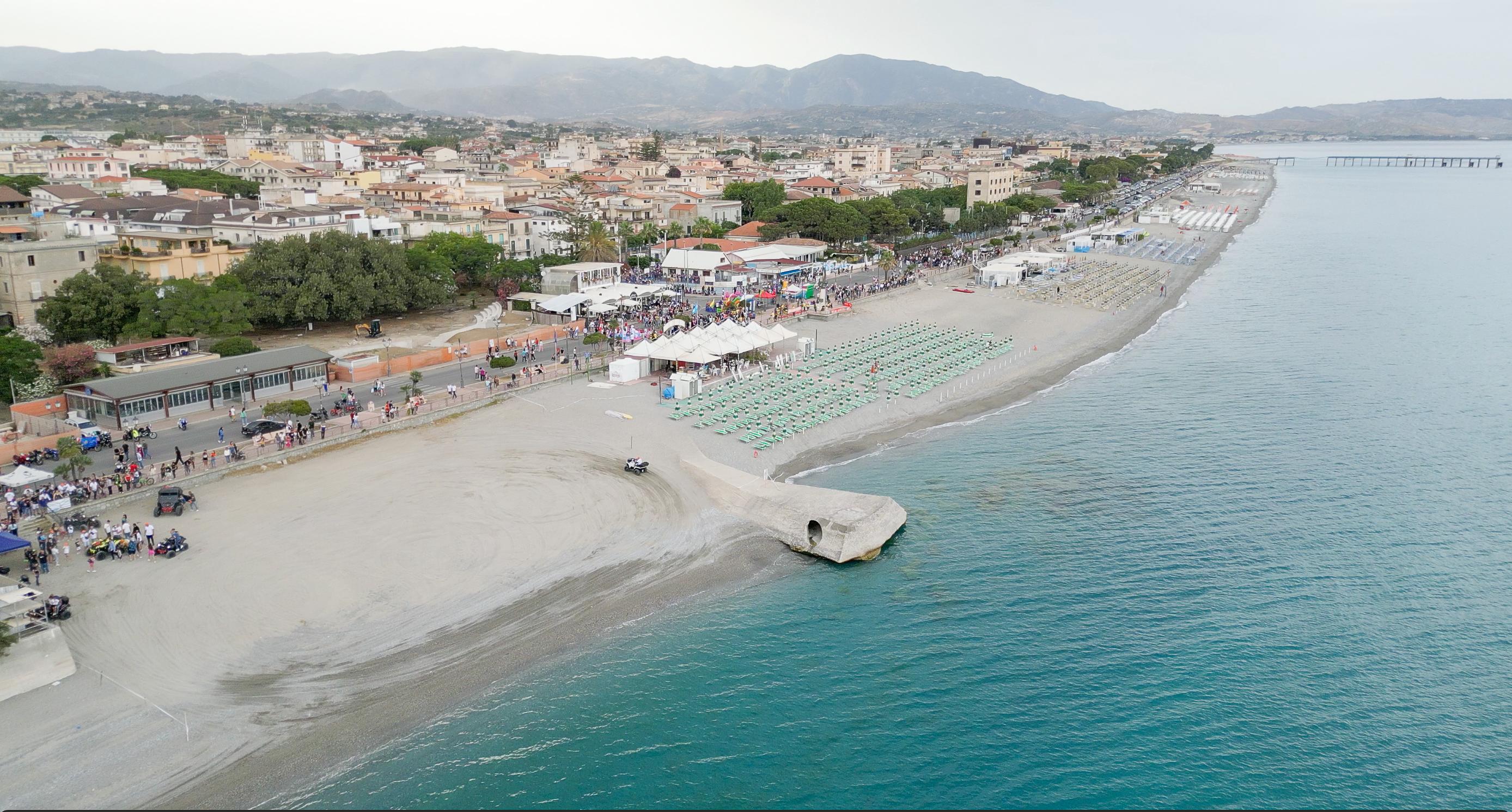 Acque di balneazione, l'Arpacal certifica che a Siderno sono cristalline