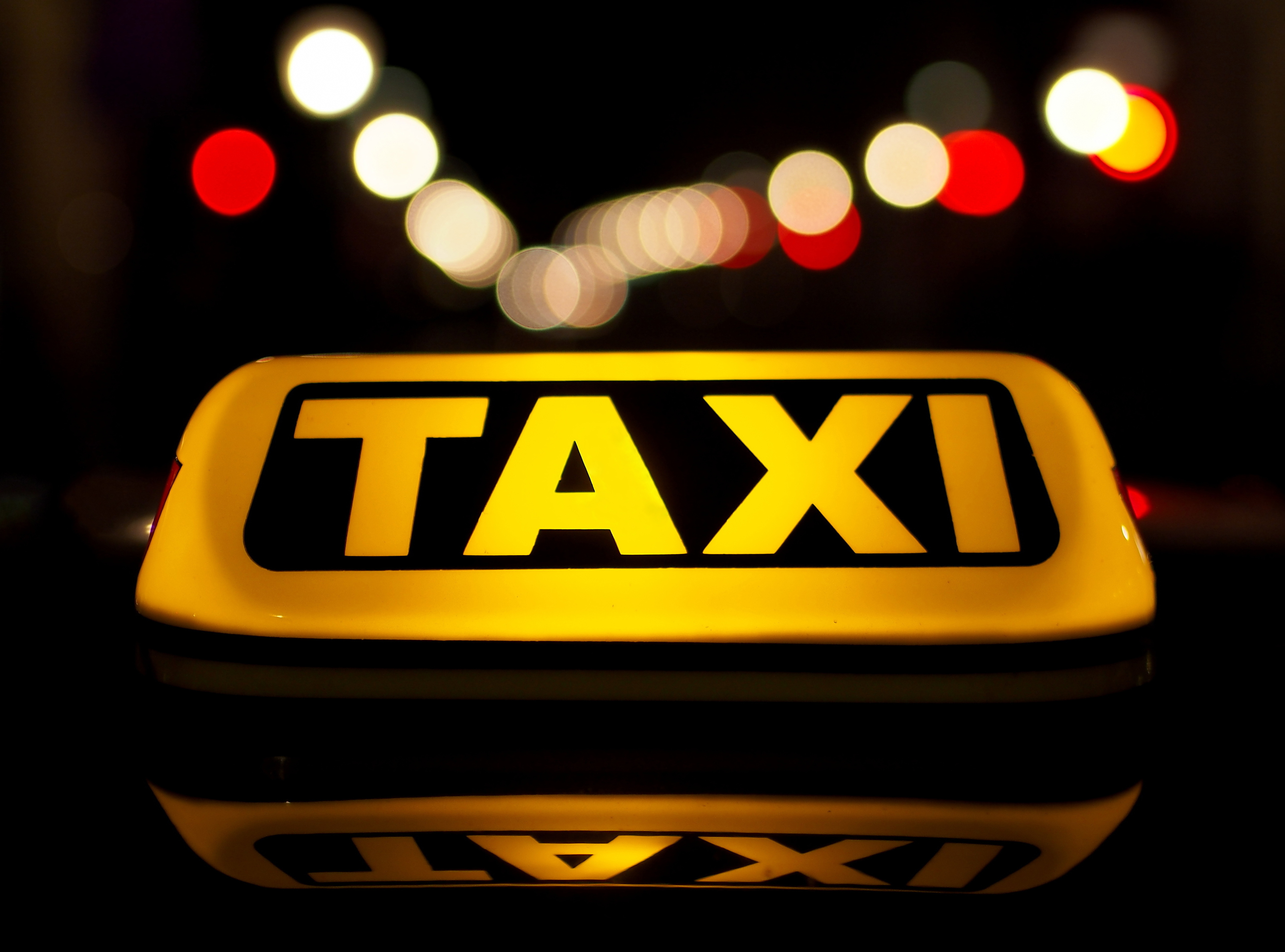 Taxi e Noleggio con Conducente, c'è tempo fino a lunedì 30 settembre per iscriversi al nuovo registro informatico